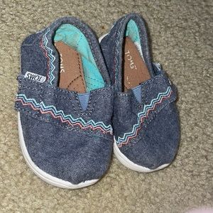 Toddler Toms